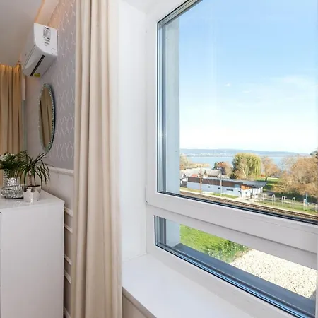 Helikon Apartman كيستاي